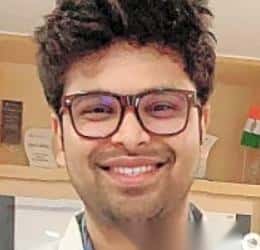 Dr. ሳገር አምብሬ, [object Object]