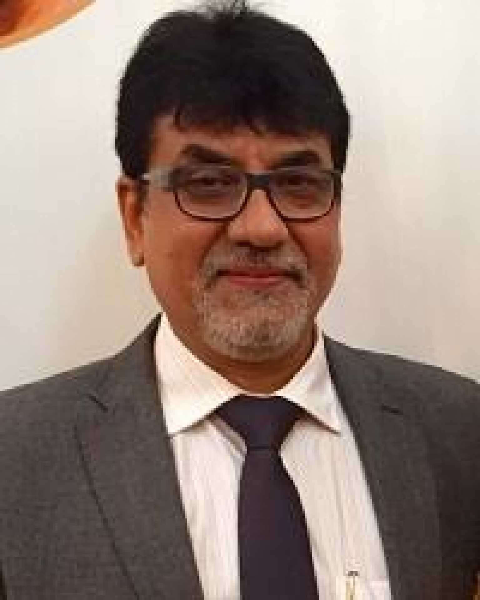 Dr Vinod Ranvir Vij, [object Object]