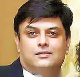 Sinabi ni Dr. Paras Shah, [object Object]