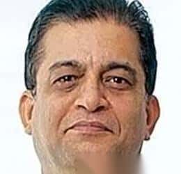 Sinabi ni Dr. Dinesh Kini, [object Object]