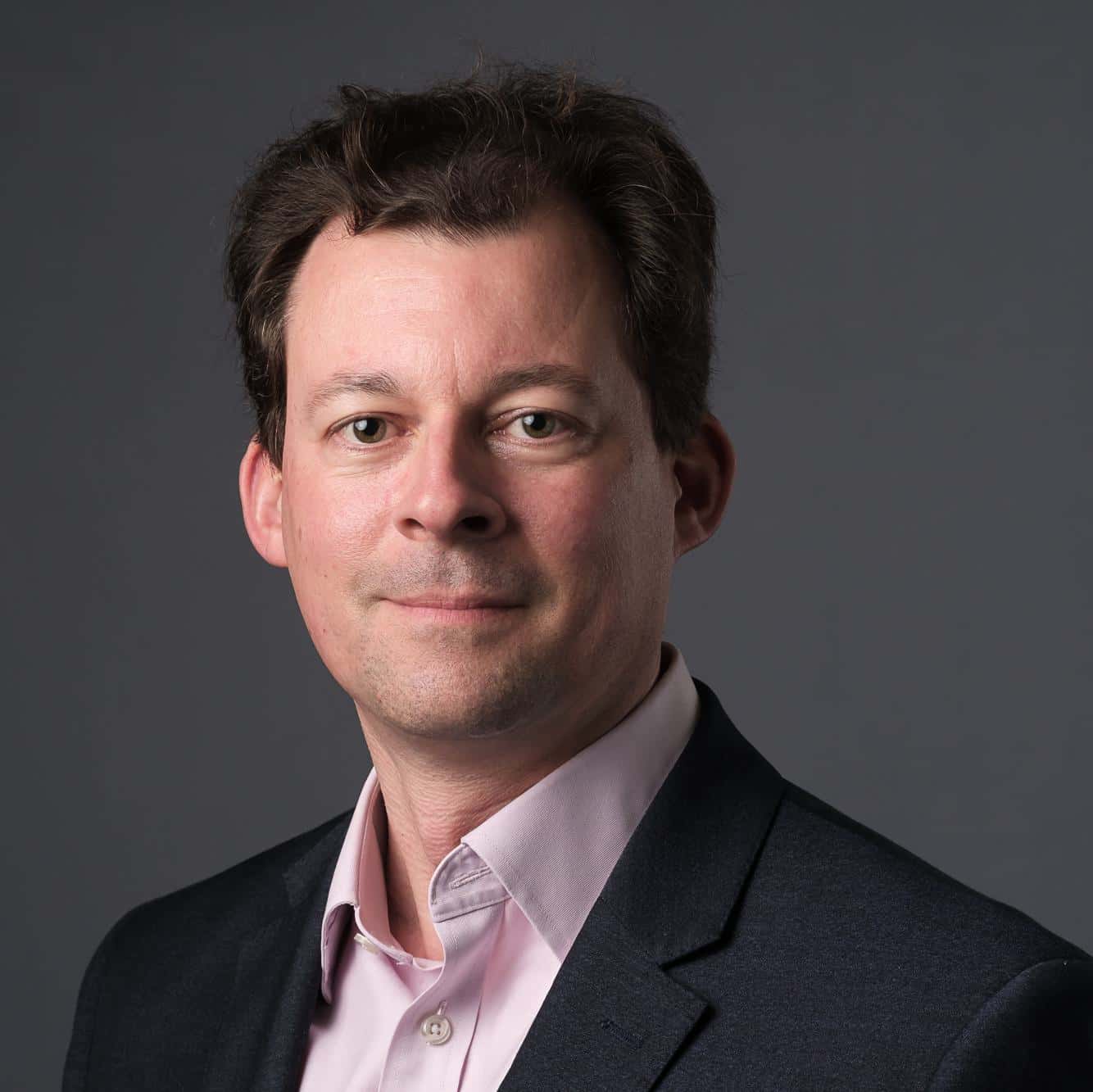 ማይክ አዳምስ, [object Object]