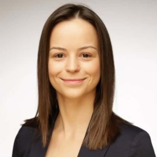 Dokter-medis Claudia Cosma, [object Object]