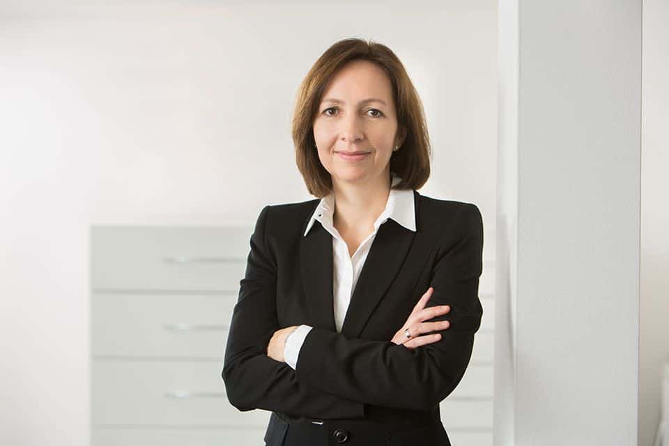 Доктор. Кристиана Каймак, [object Object]