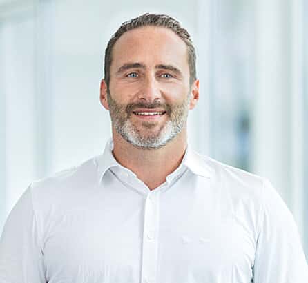 Dr. Med. Univ. Alexander Krenauer, [object Object]