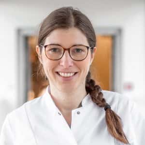 Sinabi ni Dr. med. Annedore Höra, [object Object]