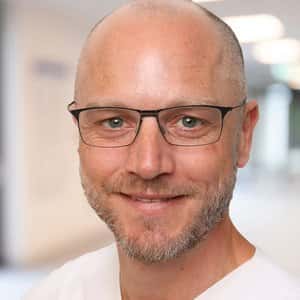 Доктор. Мед. Карл Колвенбах, [object Object]