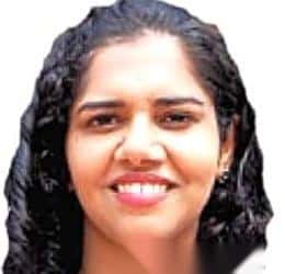 Docteur. Monika Sharma, [object Object]