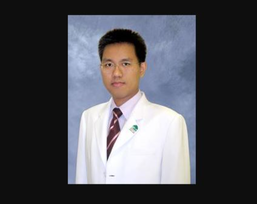 Доктор Саке Паньясанг, [object Object]