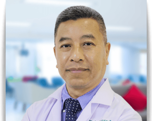 Dr. Prayut Saengthian, [object Object]