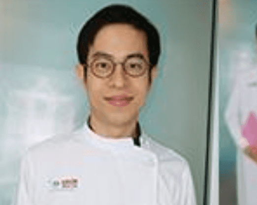 Dr. Oomsin Kulmongkol, [object Object]