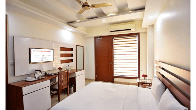 HOTEL SM PALACE