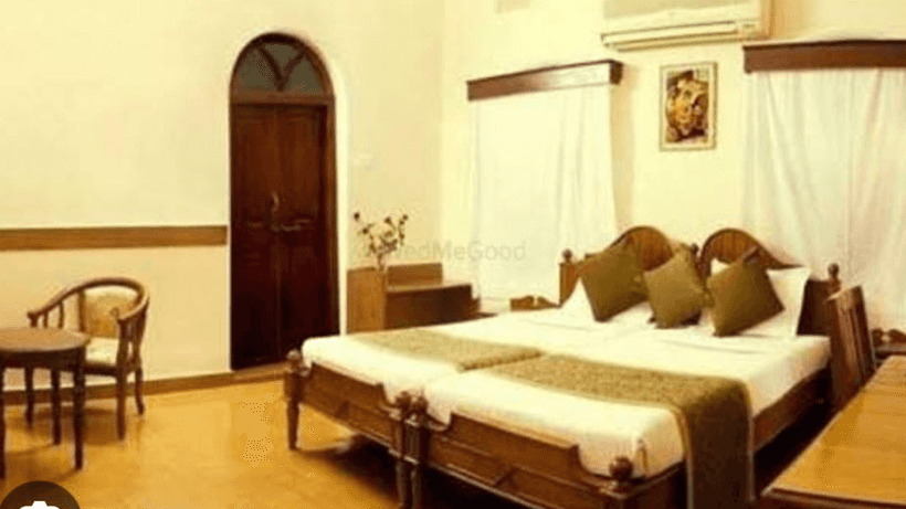 HOTEL TAJ MAHAL