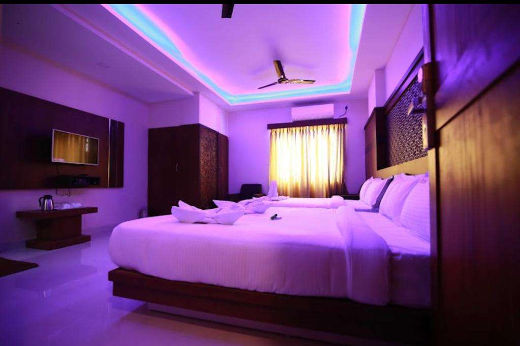 HOTEL APPLE SUITES