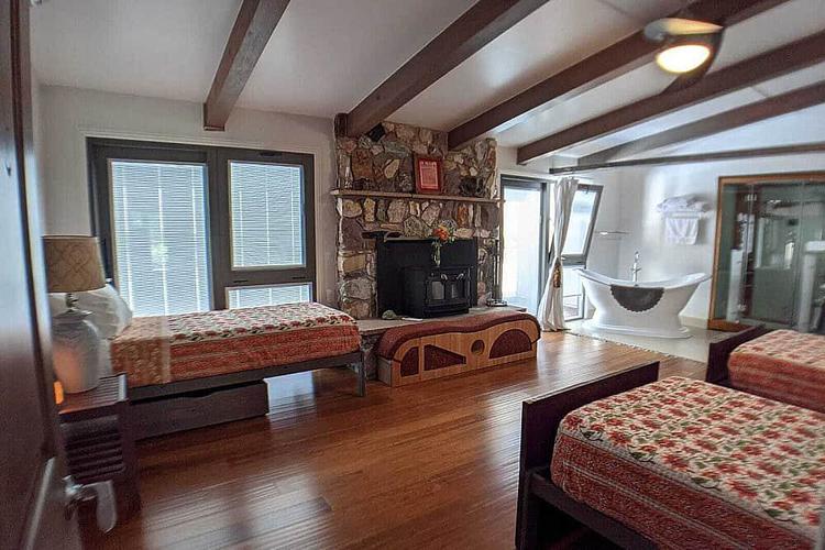 Shared Full Bed Accommodations (Males Only)
