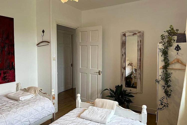 Kamar ganda yang dibagikan