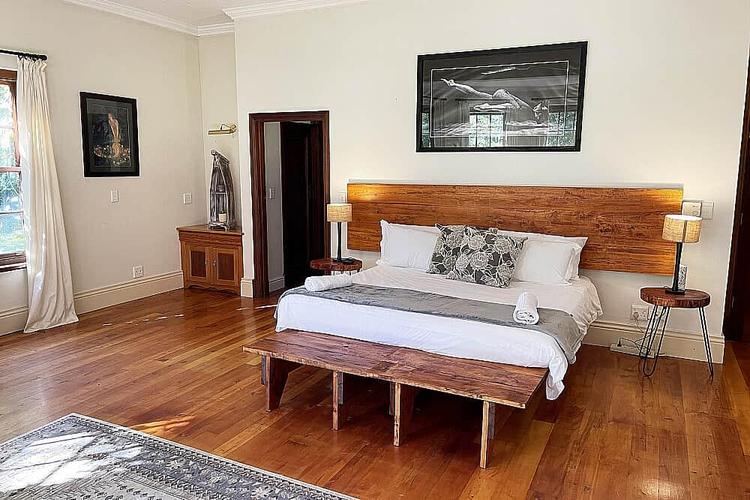 Luxury Single Room