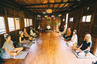 7 Meditasi Buddha & Retreat Yoga Buddha Hari, Colombia