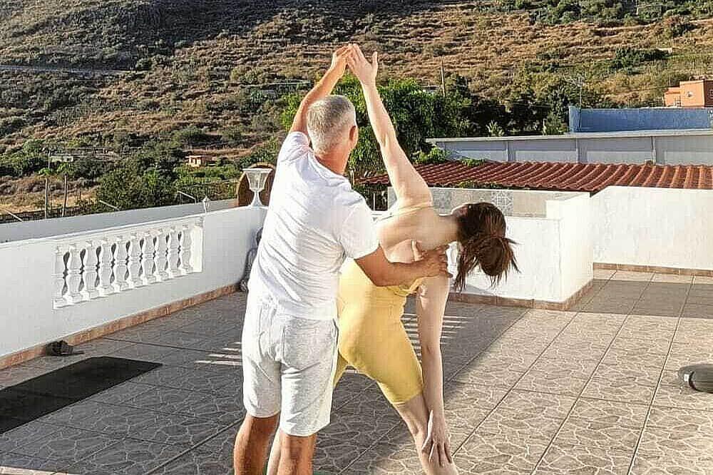 7 Hari Private Tantra Pijat & Retret Yoga di Tenerife, Spanyol
