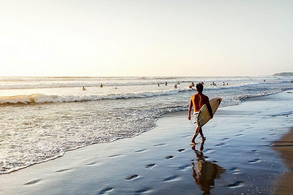 6 Araw Personal na Yoga at Surf Package sa Olon, Ecuador