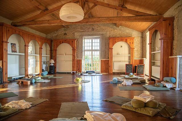 8 Day New Years Meditation Retreat in the Countryside, France