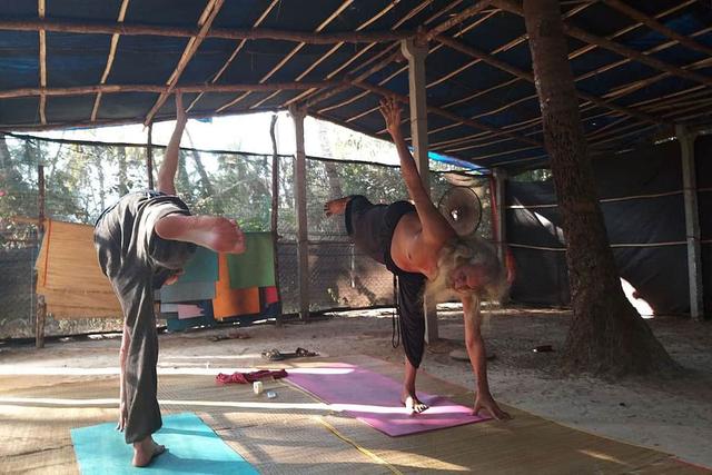21 Latihan Guru Kebangkitan Kundalini Hari 200 Jam, Goa, India