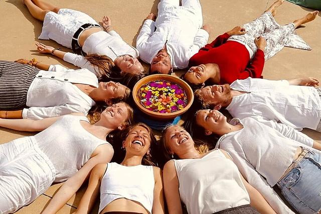 29 Pelatihan Guru Yoga Ashtanga Vinyasa Hari 200 Jam di Spanyol