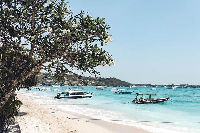7 Day Inner Peace Yoga & Meditation Retreat, Nusa Lembongan, Bali