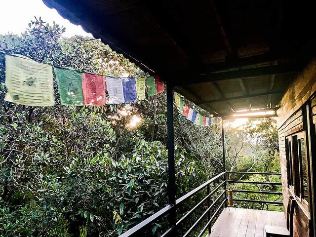 7 দিন আধা-নীরব বৌদ্ধ ধ্যান এবং যোগব্যায়াম রিট্রিট, কলম্বিয
