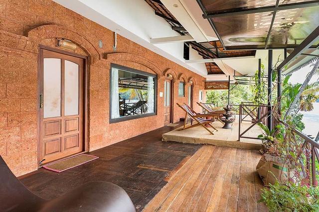 3 Retret Ayurveda dan Yoga yang Meremajakan Hari di India