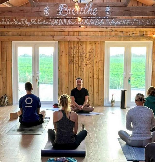 3 Hari "Pulihkan Vitality Anda" Yoga, 1: 1 Penyembuhan & Vegan Retreat UK