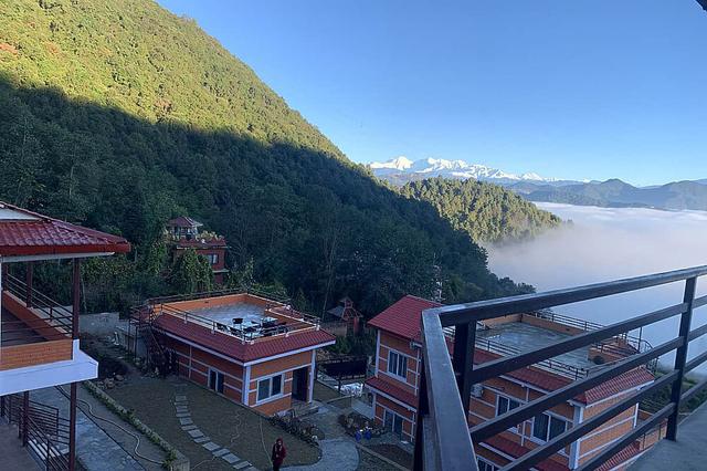 28 Araw 300H Hatha, Vinyasa, Yin, Ashtanga Teacher Training, Nepal