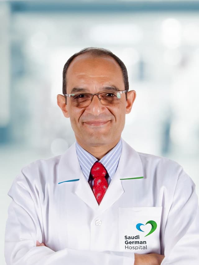 دكتور. عمر محمد أبول فوتو منصور, [object Object]