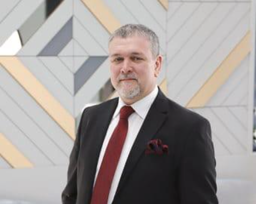 Dr. Murat Konakçı, [object Object]