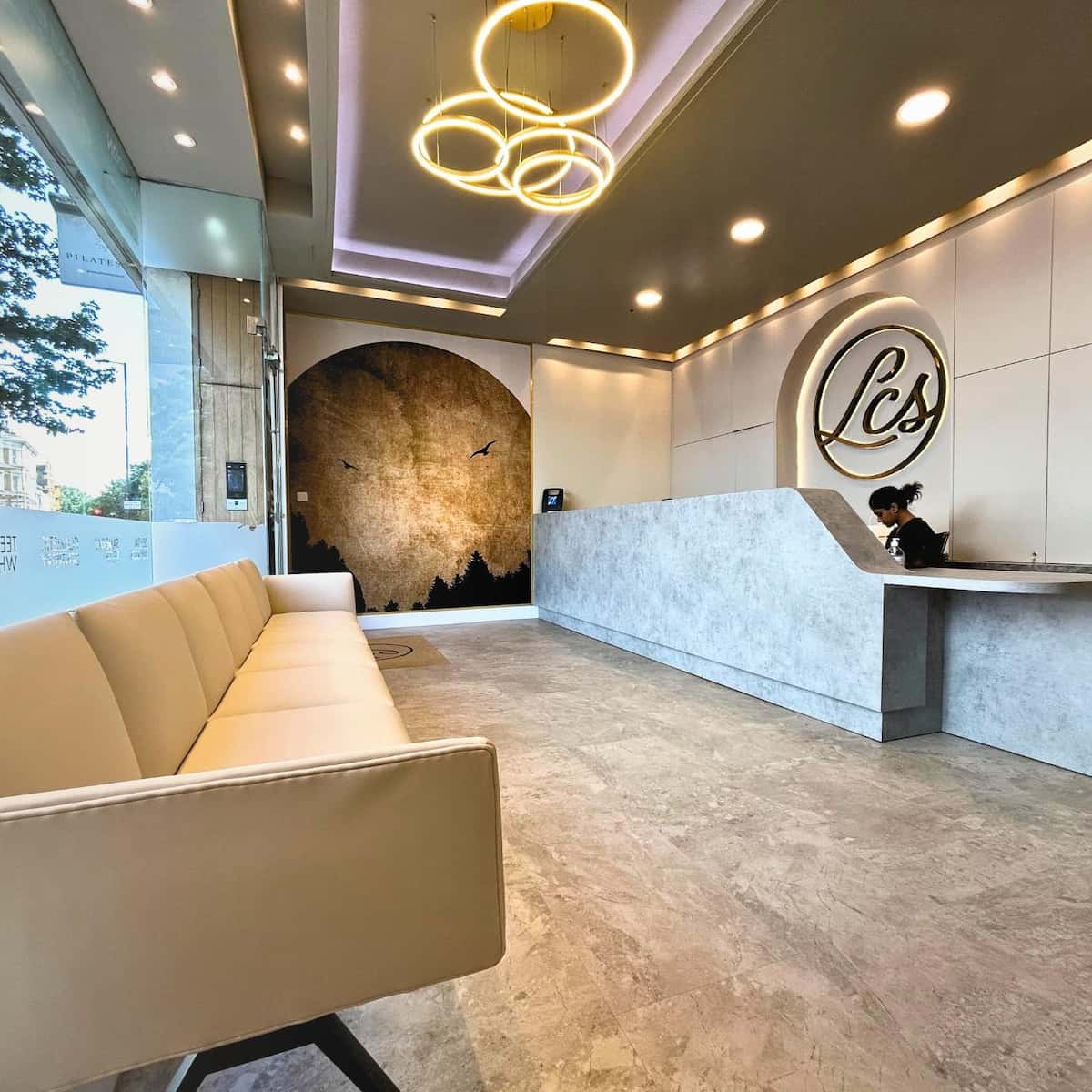 Ngumiti ang London City