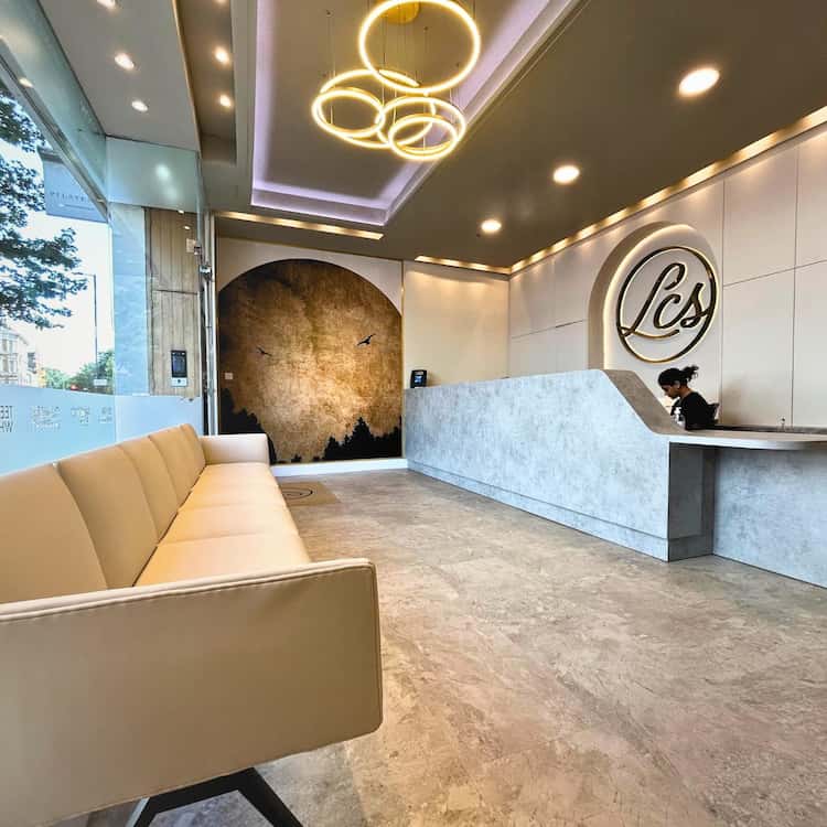 Ngumiti ang London City