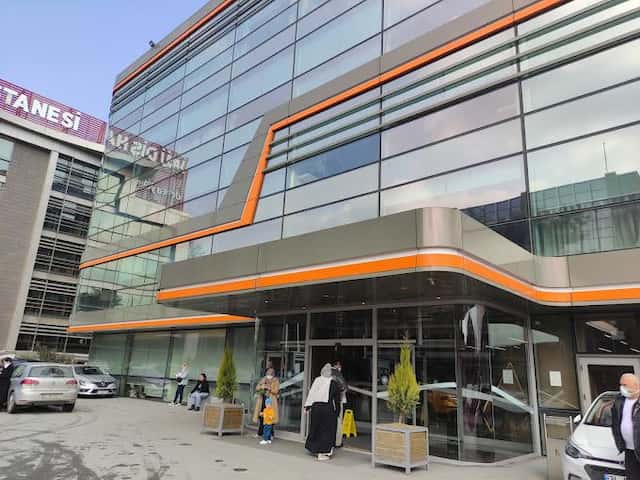 እኔ.አ.U ቪኤም ሜዲካል ፓርክ ፍሎሪያ ሆስፒታል ፣ ኢስታንቡል