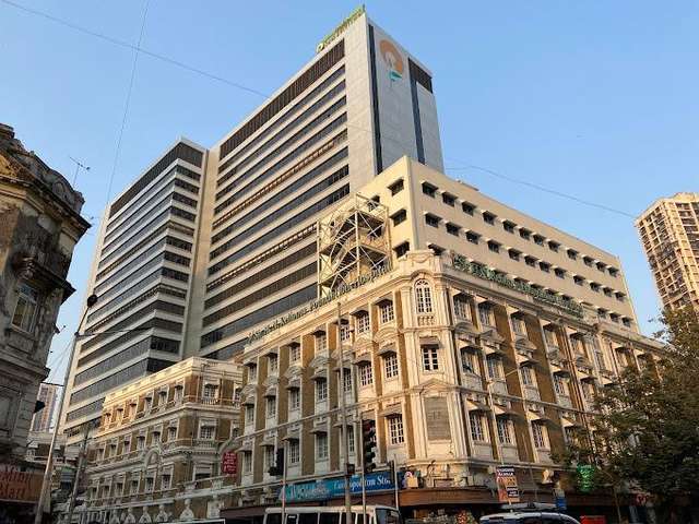 السير ه. ن. مستشفى مؤسسة ريلاينس