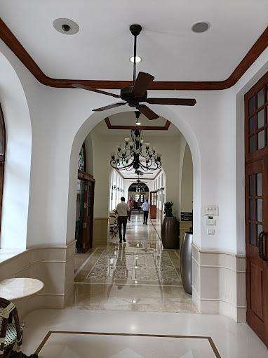 السير ه. ن. مستشفى مؤسسة ريلاينس