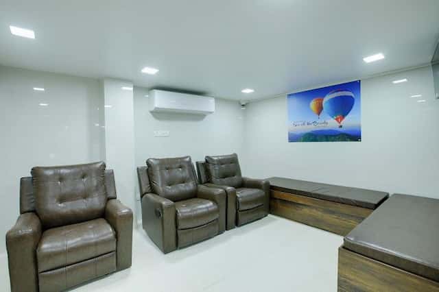 Глазная больница Сурья, Мулунд, Мумбаи