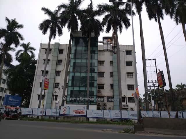 مستشفى نارايانا متعددة الأجزاء