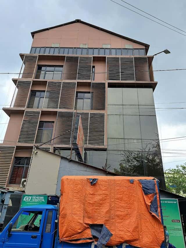 مستشفى جينيسيس