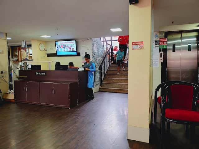 مستشفى جينيسيس