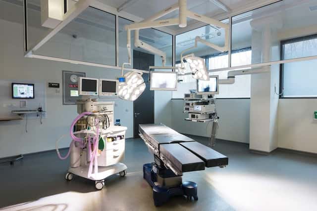 የሱሊስ ሆስፒታል መታጠቢያ