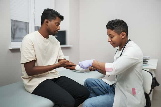 ከፍተኛ የመከላከያ ቧንቧዎች የጤና ማረጋገጫ ጥቅል (ወንድ)