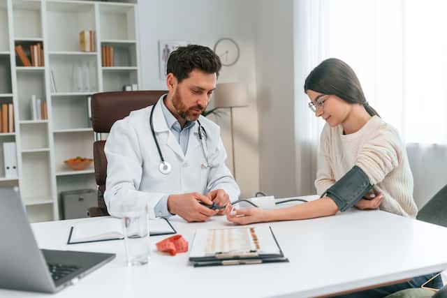 Pangunahing pag-check-up sa kalusugan